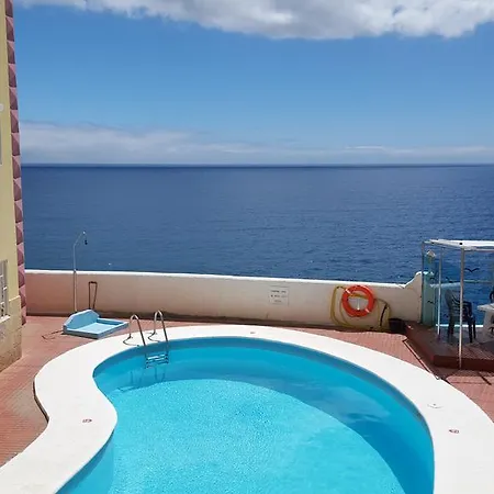 Flipper Apartment *