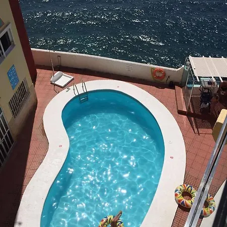 Flipper Apartment *